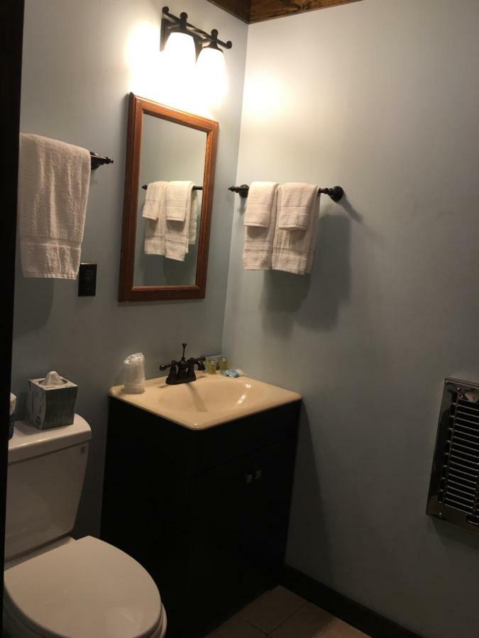 Warrensburg Inn & Suites - 6 Mi To Lake George ภายนอก รูปภาพ